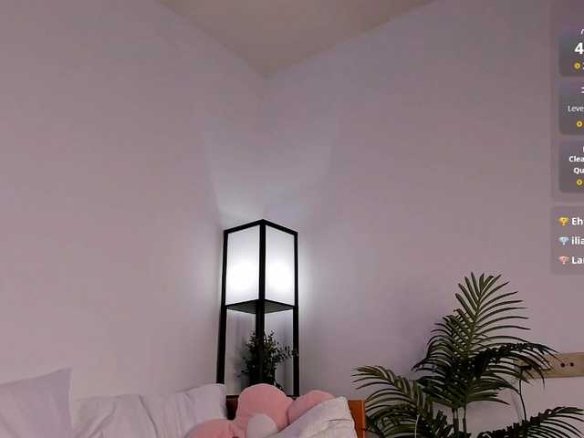 PLUXURY- webcam