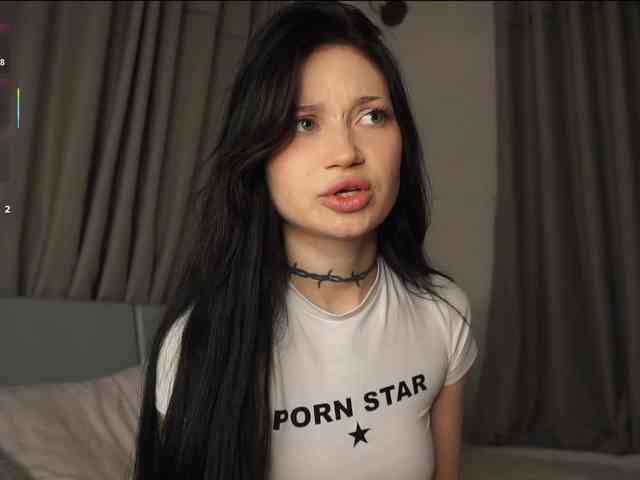 PLUXURY- webcam