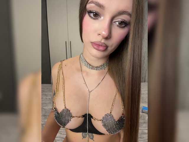 Entra en el chat con el modelo Pussydollnet Pussydollnet