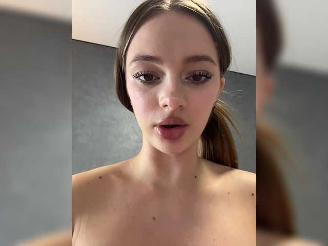 Entrez le videochat erotique avec le
modèle Pussydollnet Pussydollnet