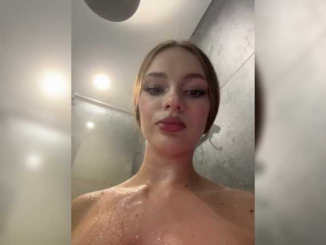 Entra en el chat con el modelo Pussydollnet Pussydollnet