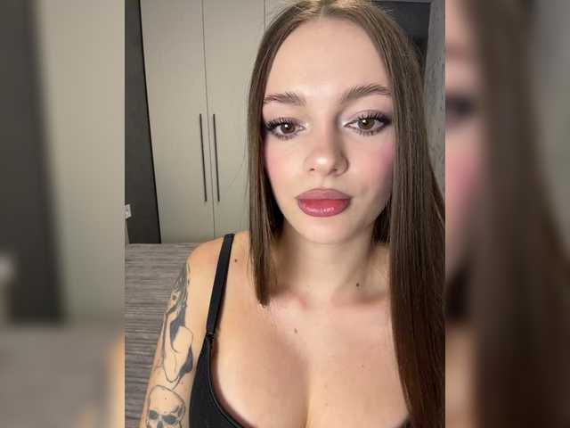 Entrez le videochat erotique avec le
modèle Pussydollnet Pussydollnet