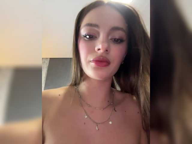 Entrez le videochat erotique avec le
modèle Pussydollnet Pussydollnet