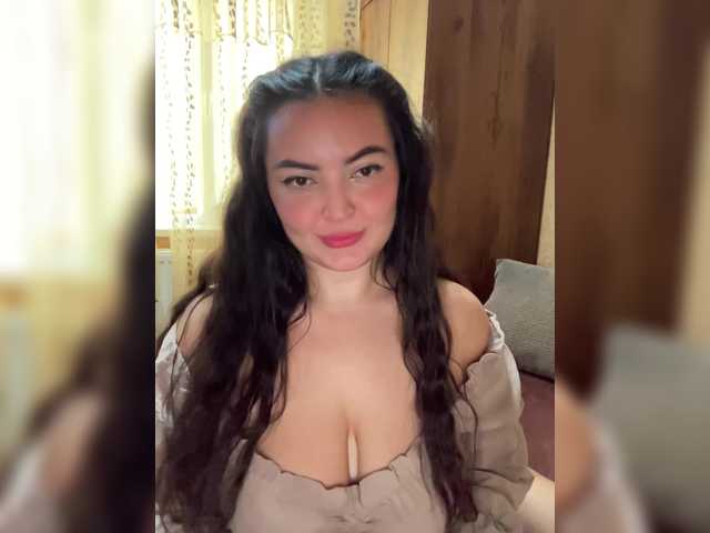 Entra en el chat con el modelo 3hotandyoung3 3hotandyoung3