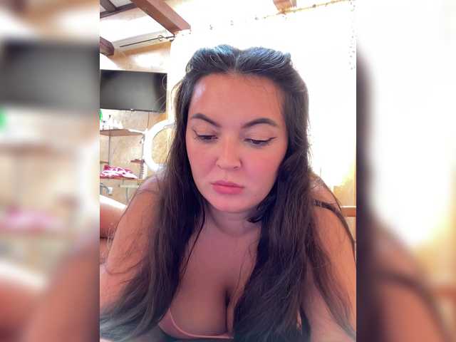 Vai a chattare su 3hotandyoung3 3hotandyoung3