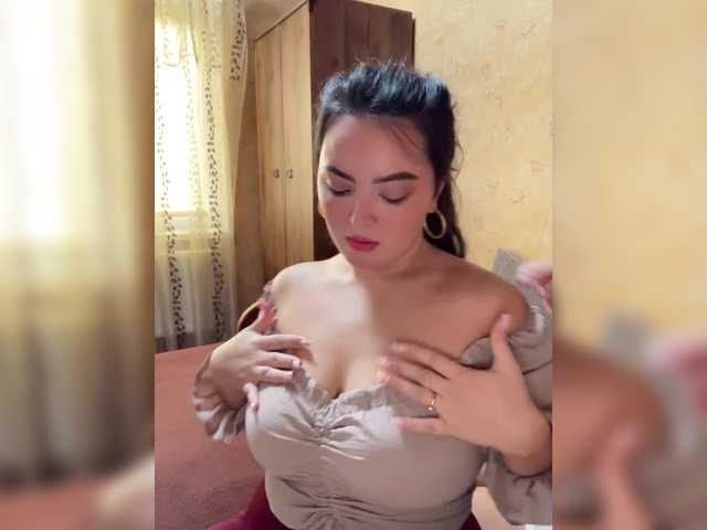 go to chat with 3hotandyoung3