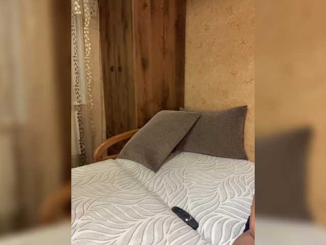 Accedi alla chat con il nickname 3hotandyoung3 3hotandyoung3