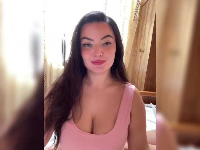 Vai a chattare su 3hotandyoung3 3hotandyoung3