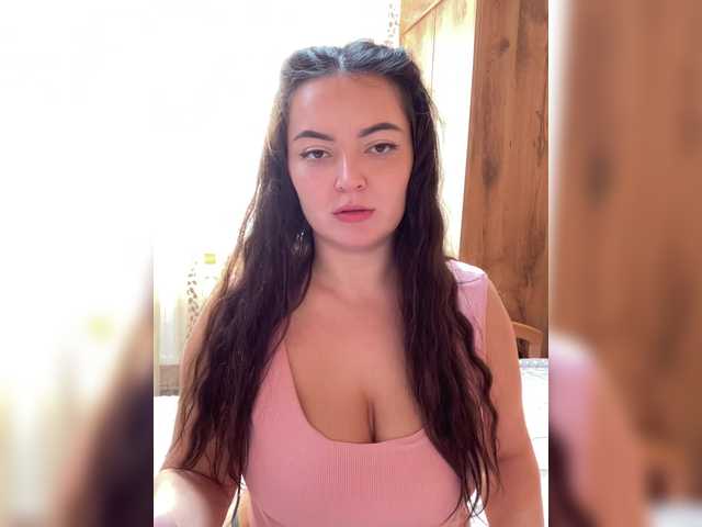 Vai a chattare su 3hotandyoung3 3hotandyoung3