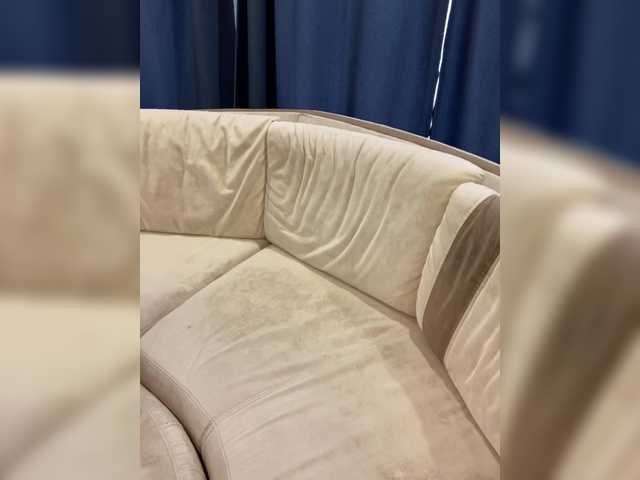 Vai a chattare su 3hotandyoung3 3hotandyoung3