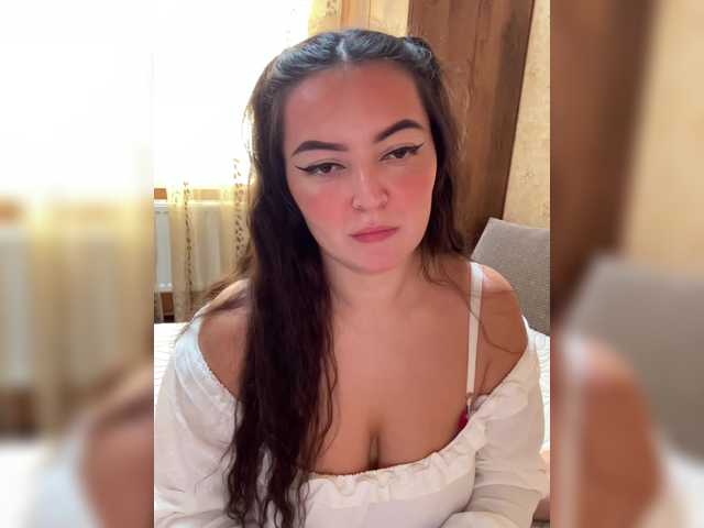 Vai a chattare su 3hotandyoung3 3hotandyoung3