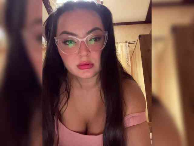 3hotandyoung3 webcam