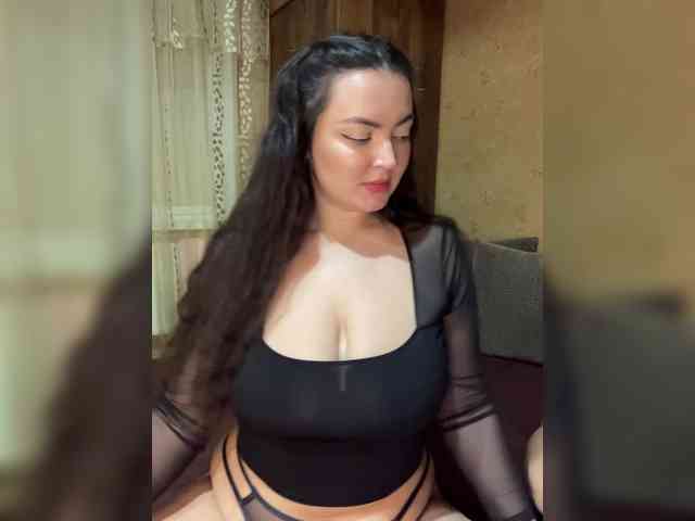 3hotandyoung3 live show