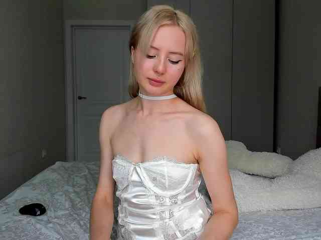 LillyEll webcam