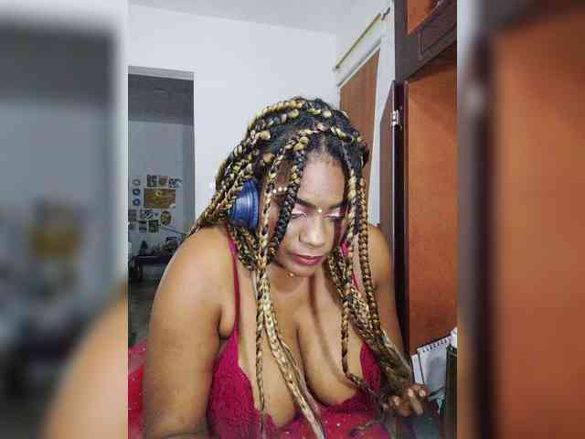 GoddessCarrie webcam