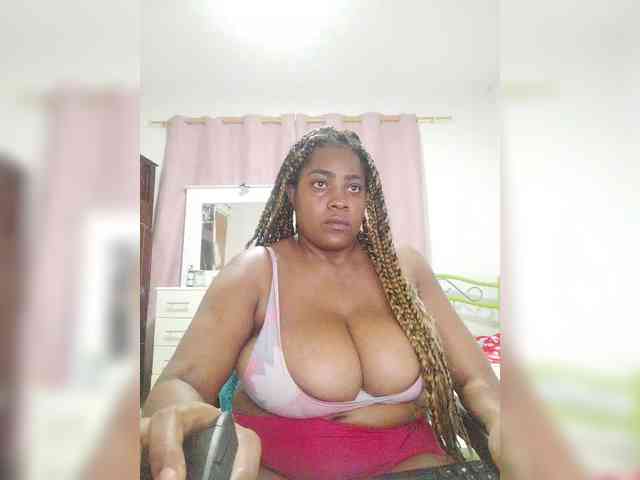 GoddessCarrie webcam