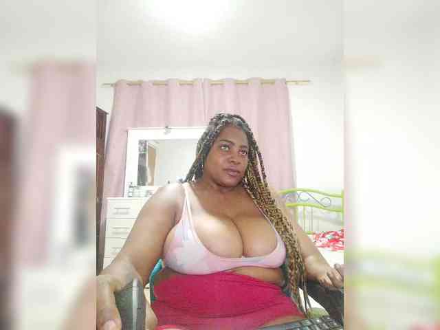 GoddessCarrie webcam