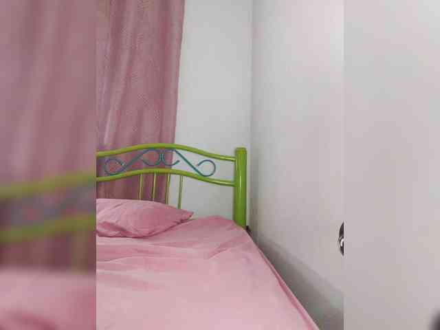 GoddessCarrie webcam