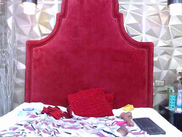 TrixieSeductress webcam