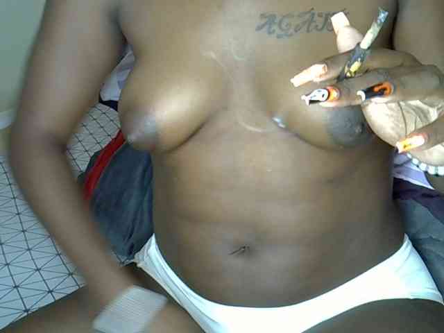 Sexyroses webcam