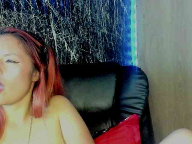 redheadgirll