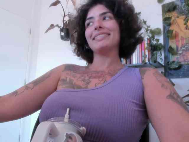 talimajesty webcam