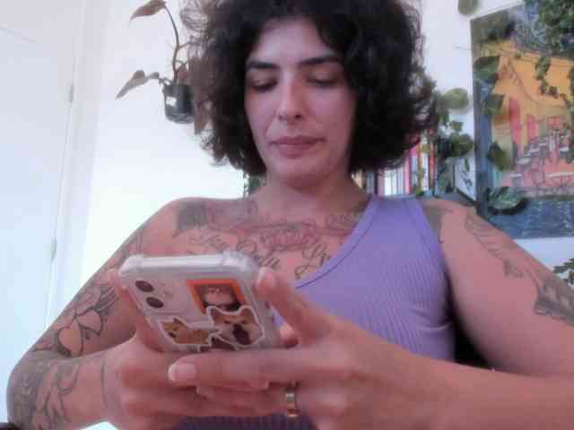 talimajesty webcam
