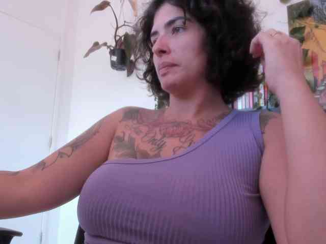 talimajesty webcam