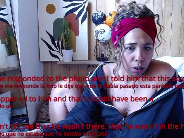 Ivonne-collins33 webcam