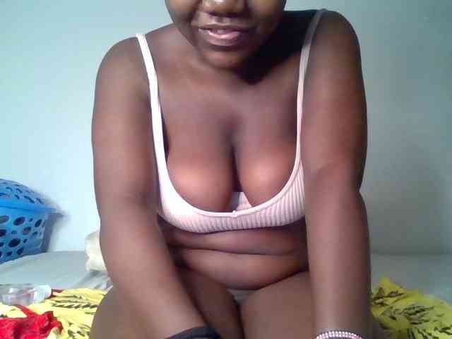 Melanin-pixie webcam