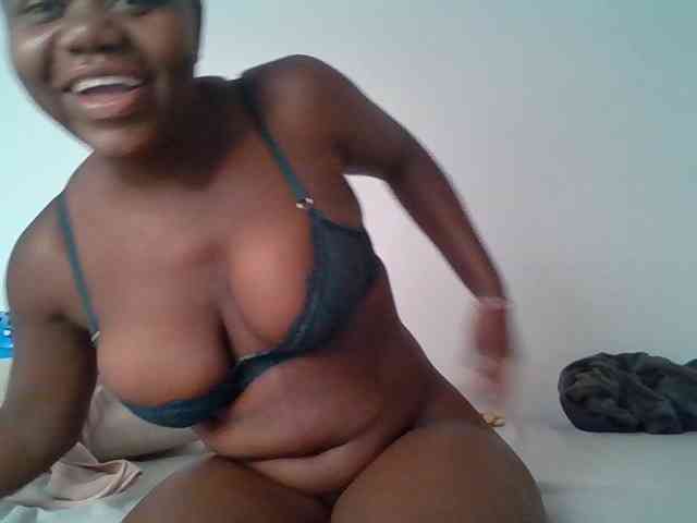 Melanin-pixie webcam