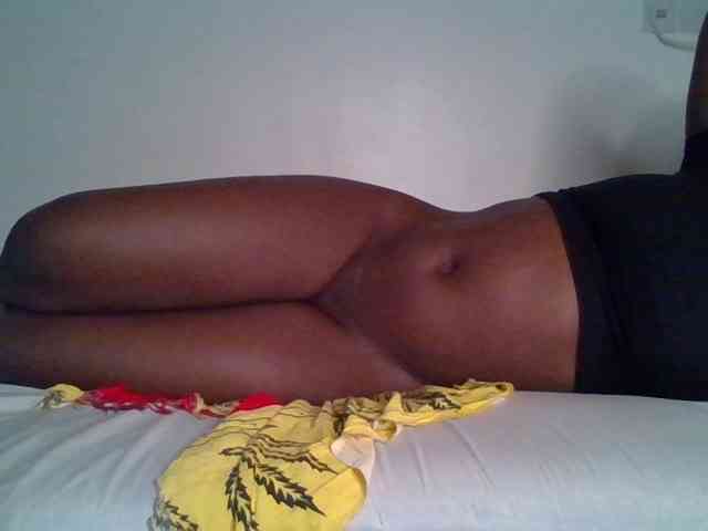 Melanin-pixie webcam