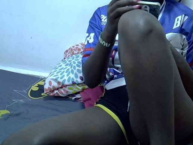 Sexykiteey webcam