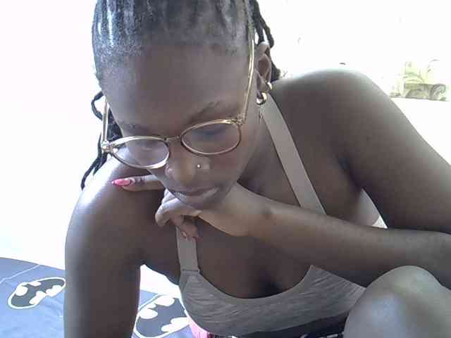 Sexykiteey webcam