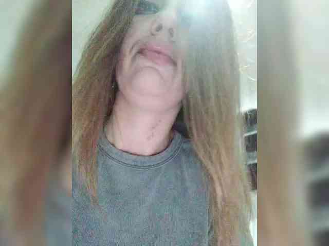 SexyKitty75-1 webcam