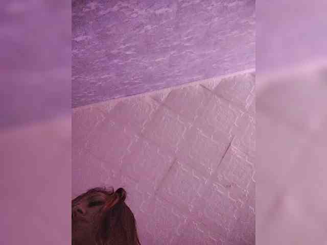 SexyKitty75-1 webcam
