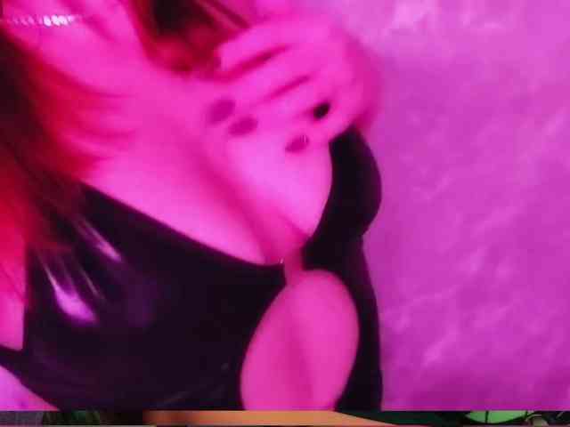 SexyKitty75-1 webcam