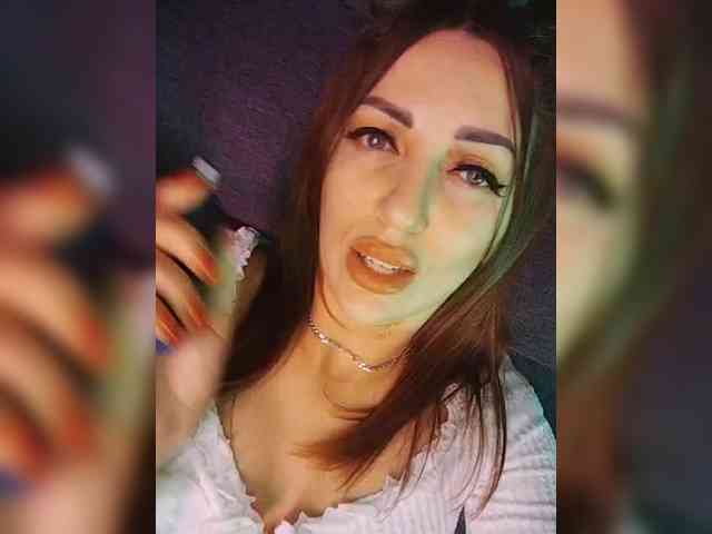 SexyKitty75-1 webcam