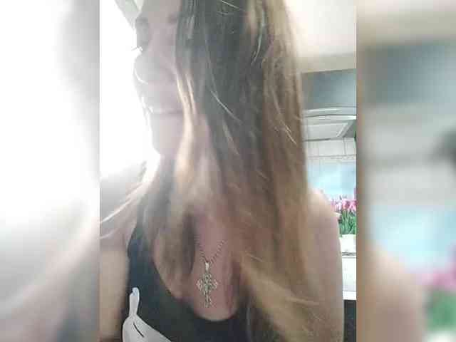 SexyKitty75-1 webcam