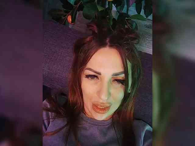 SexyKitty75-1 webcam