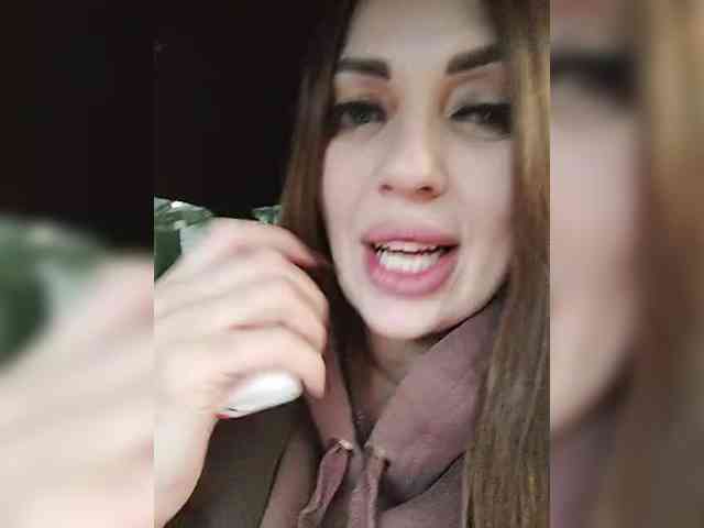 SexyKitty75-1 webcam