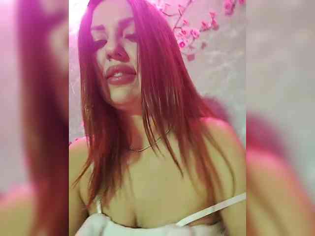 SexyKitty75-1 webcam