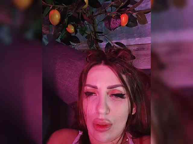 SexyKitty75-1 webcam