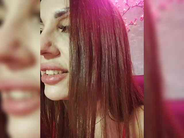 SexyKitty75-1 webcam