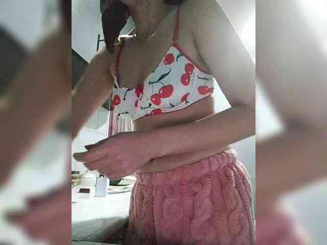 SexyKitty75-1 webcam