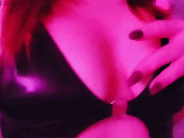 SexyKitty75-1 webcam