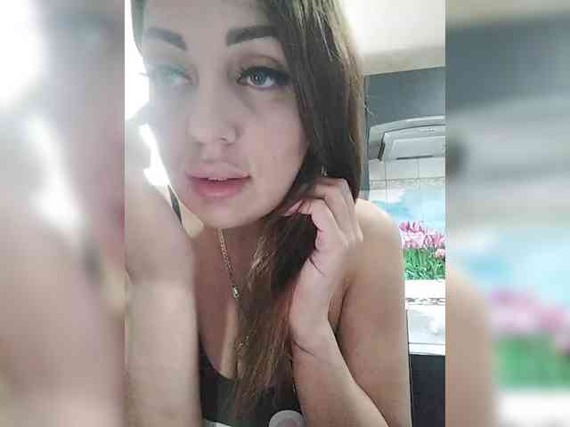 SexyKitty75-1 webcam