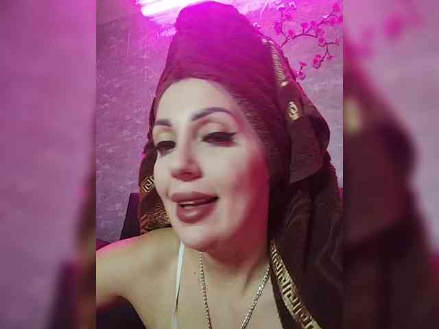 SexyKitty75-1 webcam