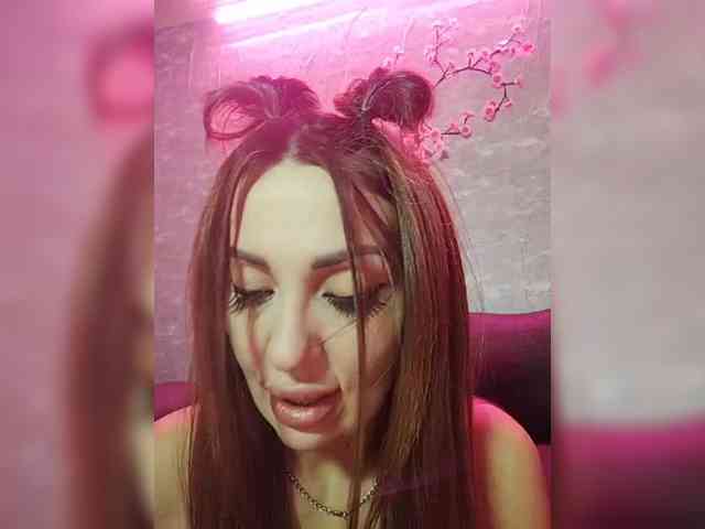 SexyKitty75-1 webcam