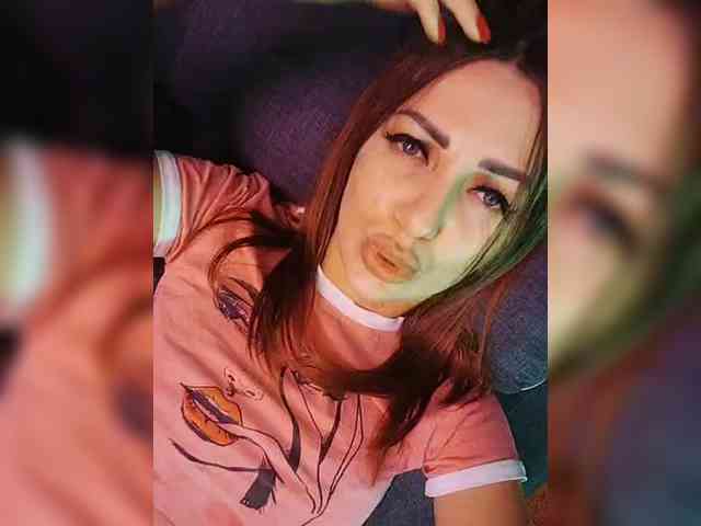 SexyKitty75-1 webcam